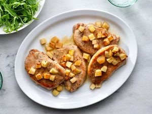 Baked Apple Pork Chops With Brown Butter and Brown Sugar