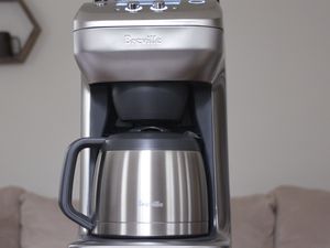 breville-grind-control-coffee-maker-hero