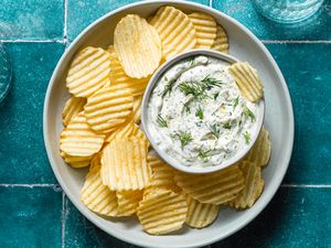 dill pickle dip with ruffle potato chips