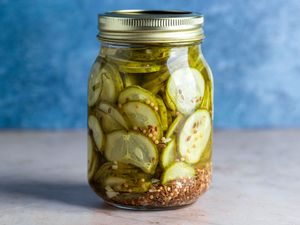 Canned Homemade Dill Pickle Slices