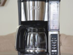 ninja-12-cup-programmable-coffee-maker-hero