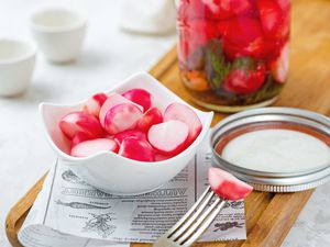 Quick radish pickle recipe