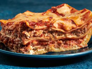 Basic meat lasagna