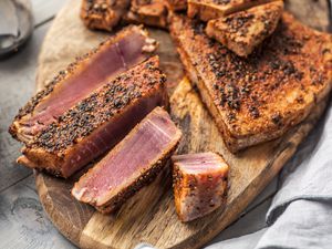 Spice-Rubbed Seared Tuna Steaks