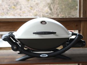 weber-Q2200-gas-grill